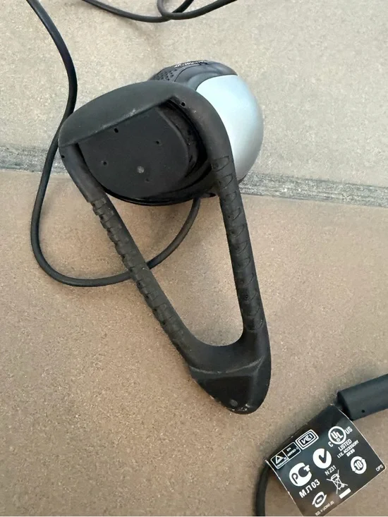 Logitech USB Webcam 1.3MP with Base - Picture 7 of 8